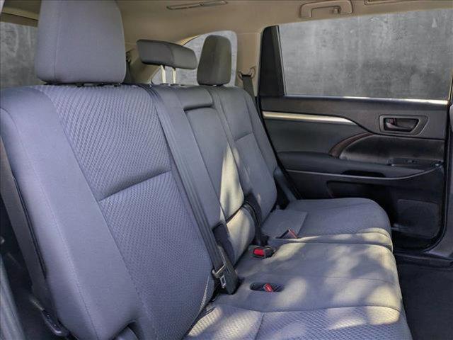 used 2019 Toyota Highlander car, priced at $25,995