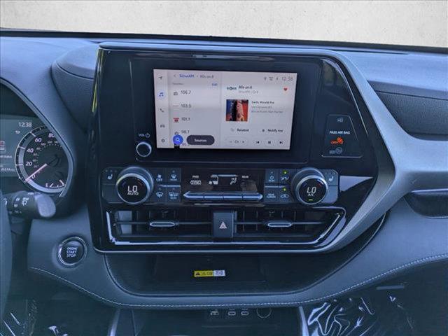 used 2023 Toyota Highlander car, priced at $33,995