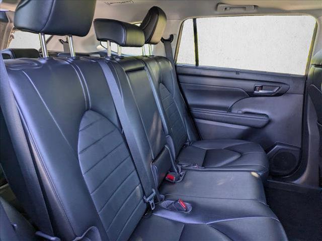 used 2023 Toyota Highlander car, priced at $33,995