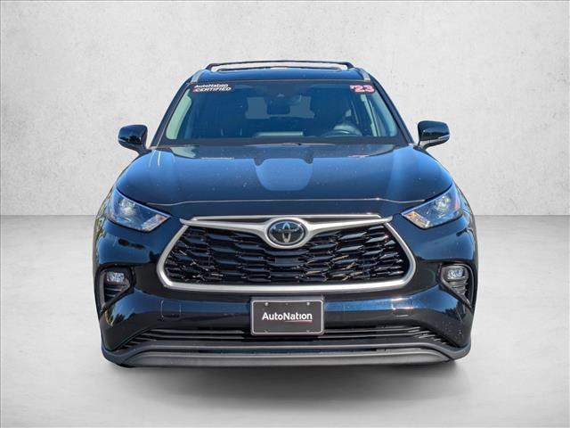 used 2023 Toyota Highlander car, priced at $33,995