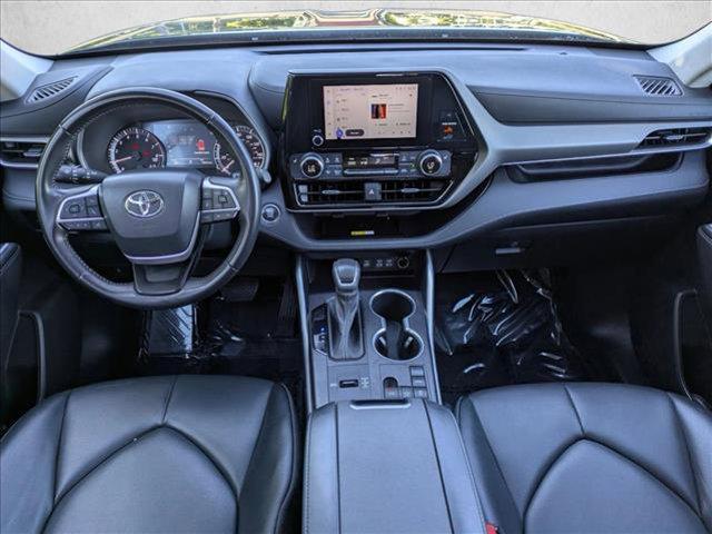 used 2023 Toyota Highlander car, priced at $33,995