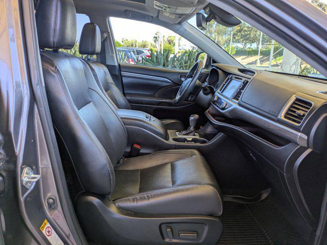 used 2019 Toyota Highlander Hybrid car, priced at $30,025