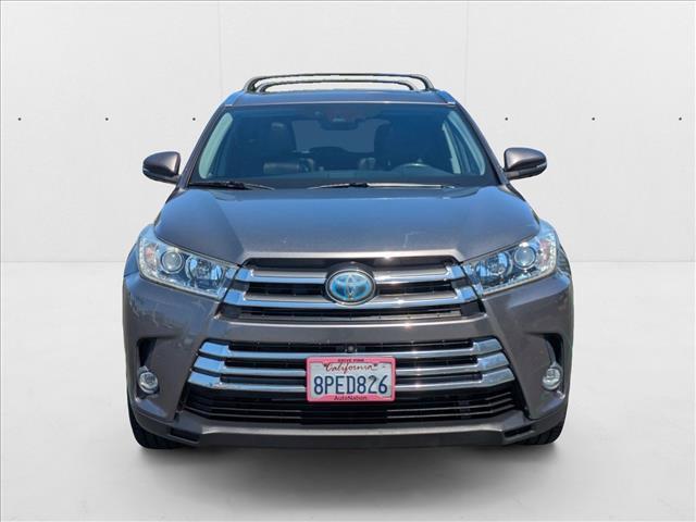 used 2019 Toyota Highlander Hybrid car, priced at $30,025