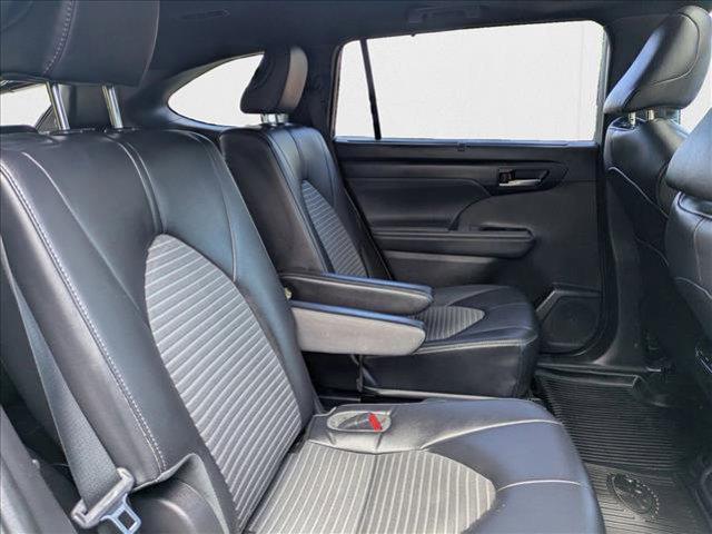 used 2023 Toyota Highlander car, priced at $37,895