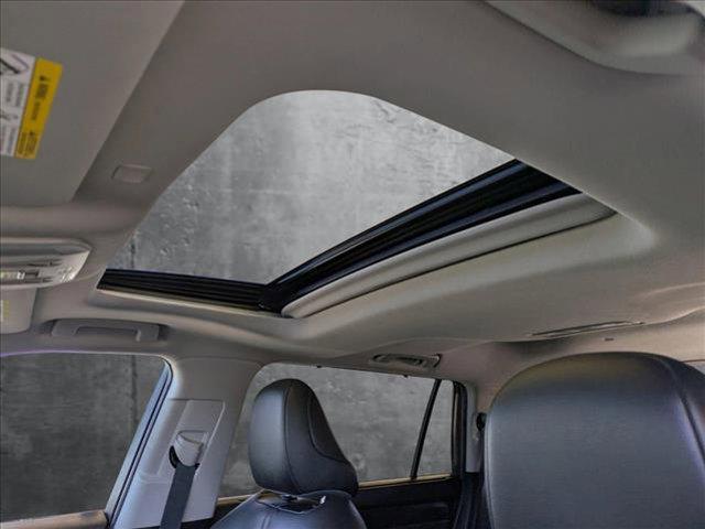 used 2020 Toyota Highlander car, priced at $32,659