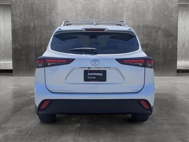 new 2024 Toyota Highlander car, priced at $46,137