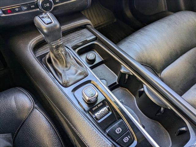 used 2020 Volvo XC90 car, priced at $24,985