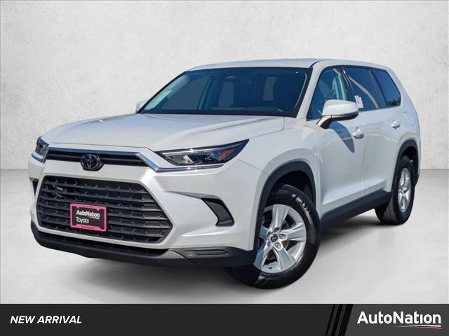 new 2026 Toyota Highlander car, priced at $44,278