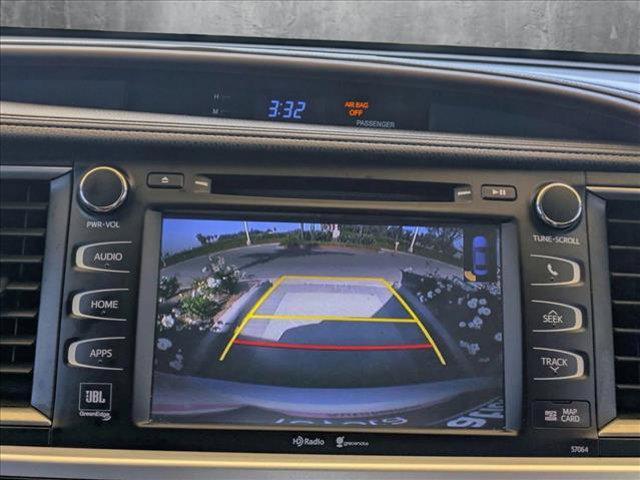 used 2015 Toyota Highlander Hybrid car, priced at $18,985