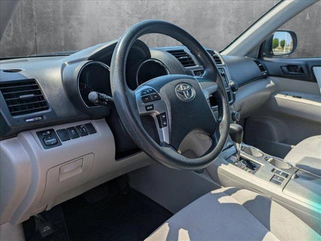 used 2013 Toyota Highlander car, priced at $11,612