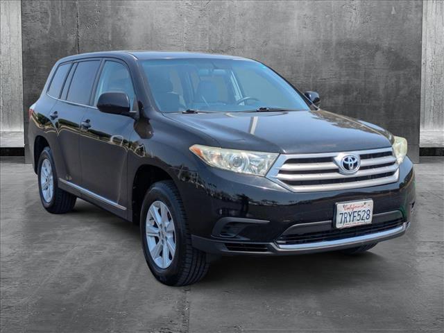 used 2013 Toyota Highlander car, priced at $11,612