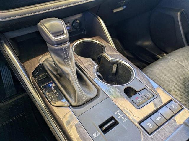 used 2022 Toyota Highlander car, priced at $35,485