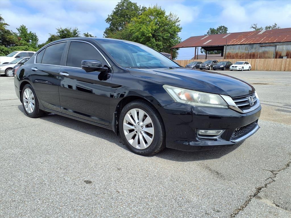 used 2013 Honda Accord car, priced at $11,900
