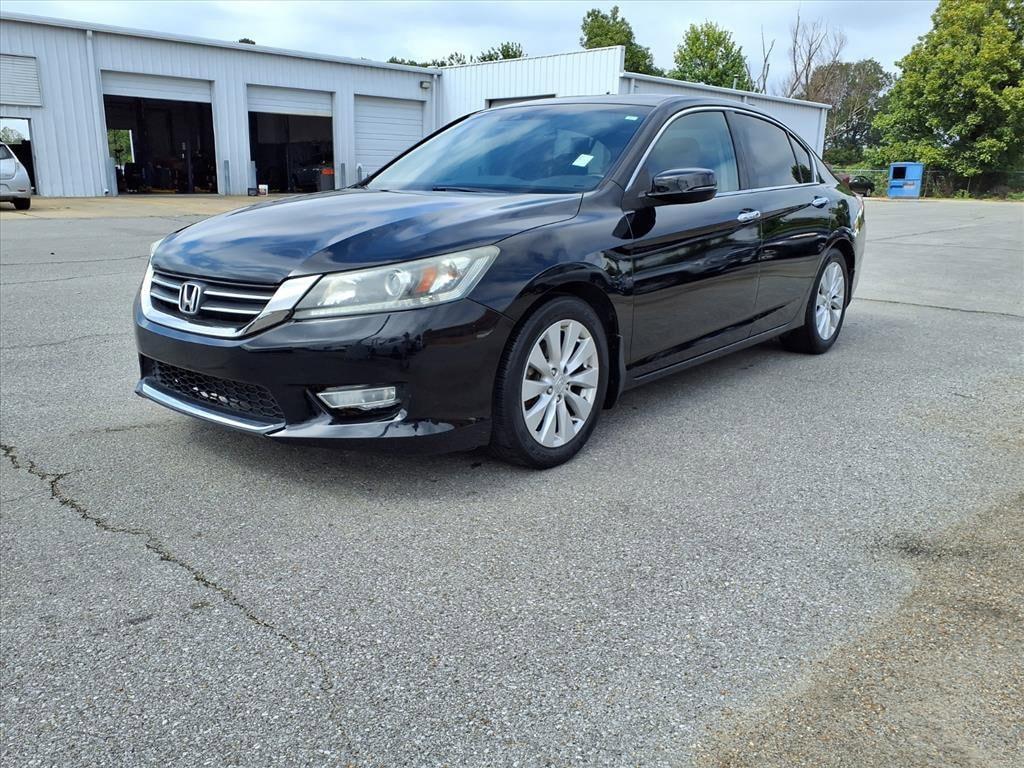 used 2013 Honda Accord car, priced at $11,900