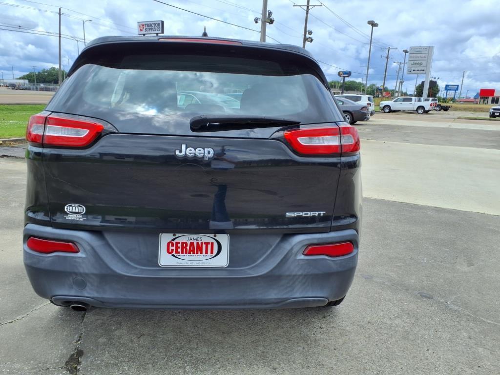 used 2014 Jeep Cherokee car, priced at $10,900