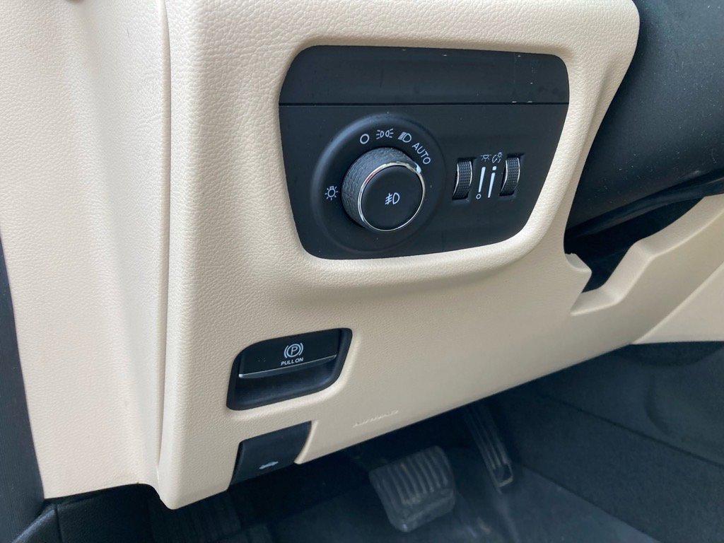 used 2021 Jeep Grand Cherokee L car, priced at $33,000