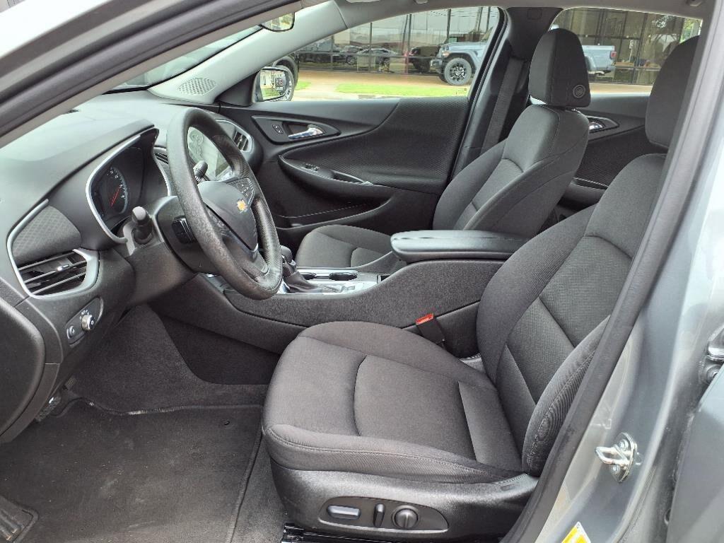 used 2023 Chevrolet Malibu car