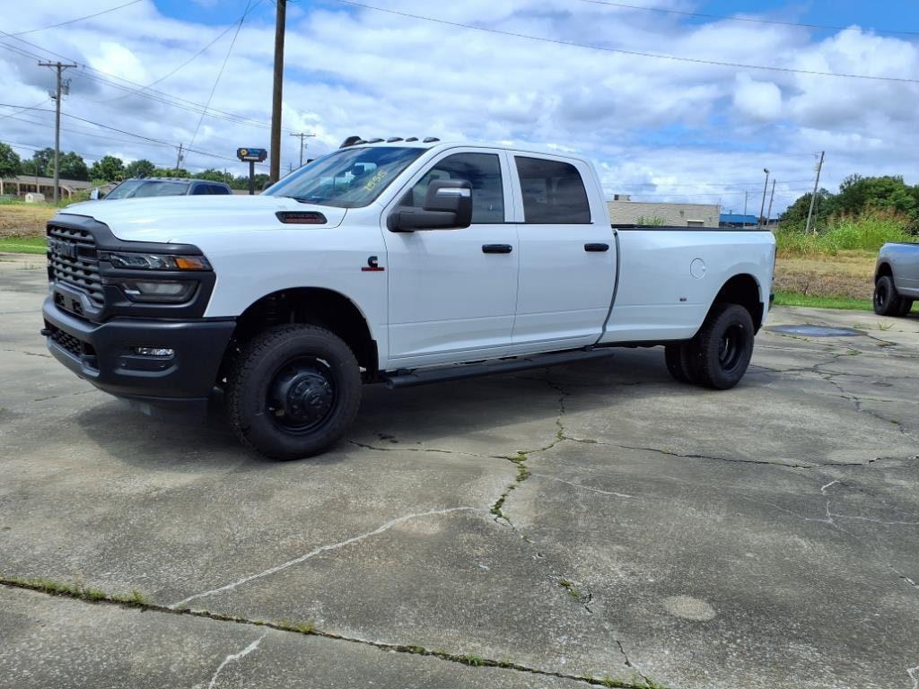 new 2025 Ram 3500 car