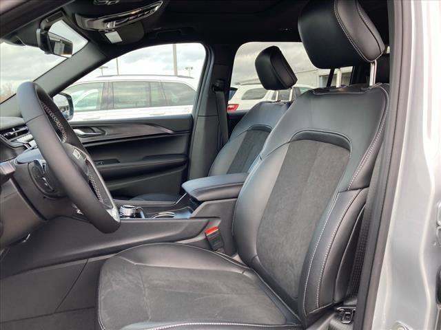 new 2025 Jeep Grand Cherokee L car