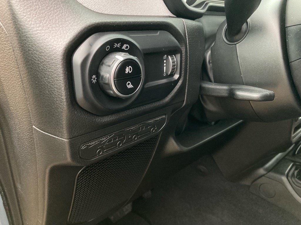 new 2025 Jeep Gladiator car
