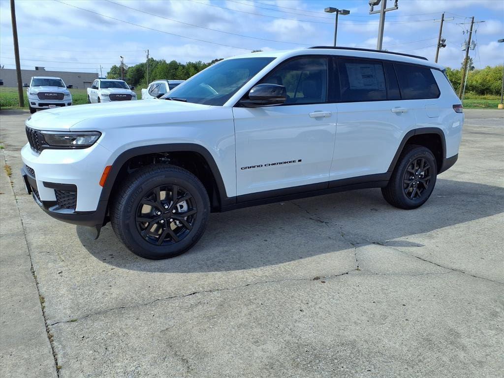 new 2025 Jeep Grand Cherokee L car