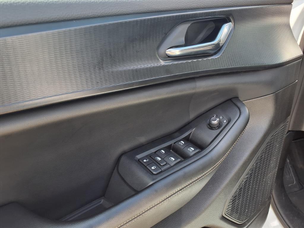 used 2024 Jeep Grand Cherokee L car