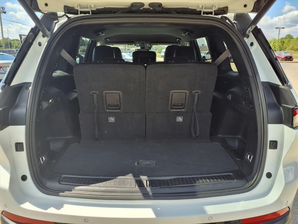 used 2024 Jeep Grand Cherokee L car