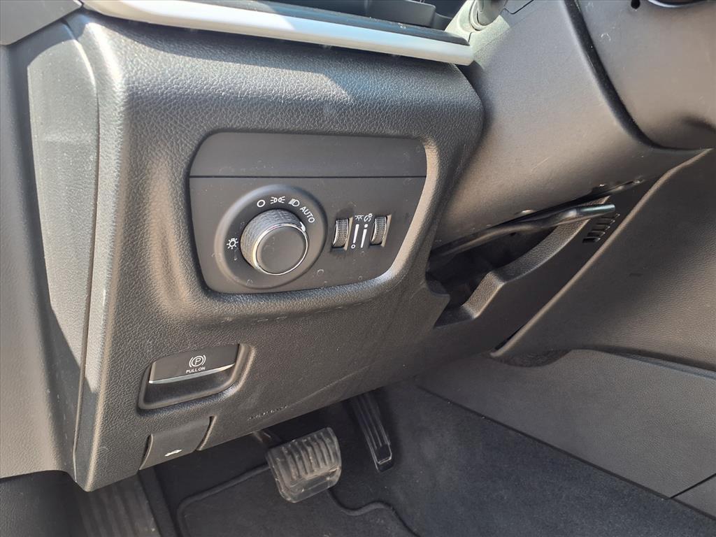 used 2024 Jeep Grand Cherokee L car