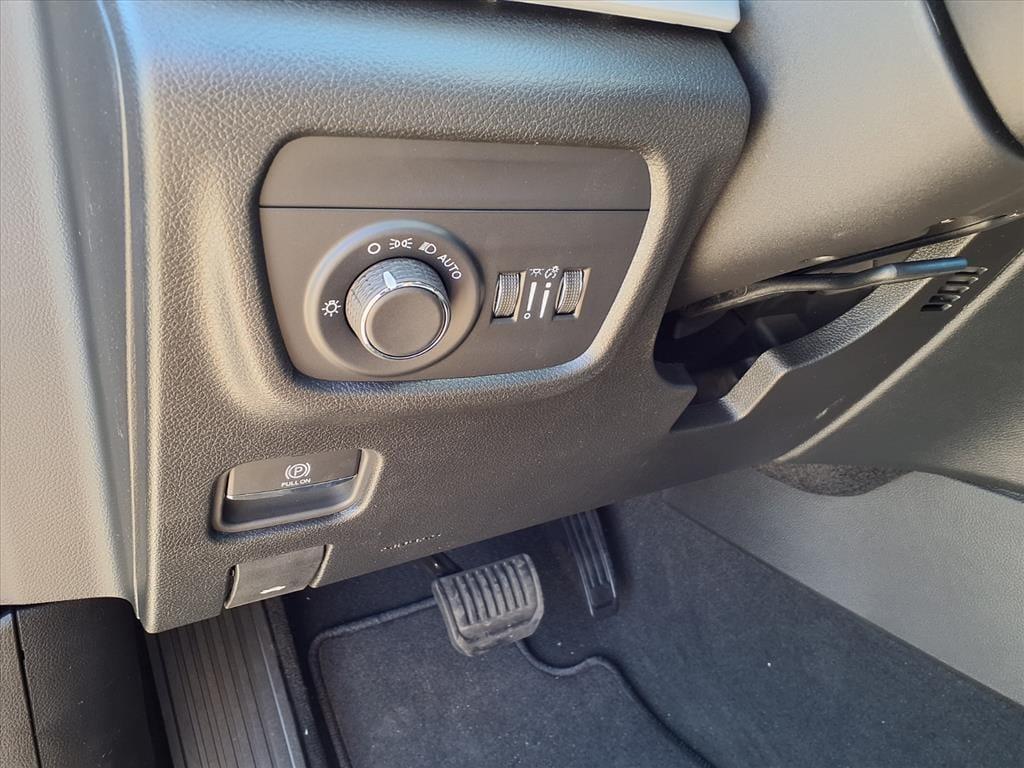 new 2025 Jeep Grand Cherokee car