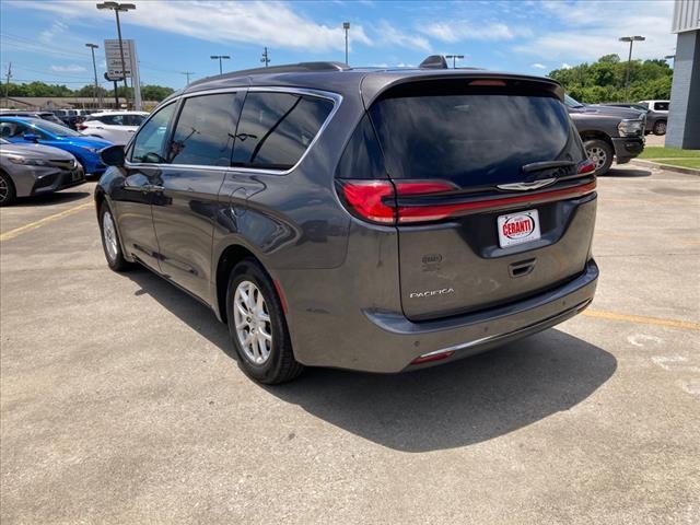 used 2022 Chrysler Pacifica car