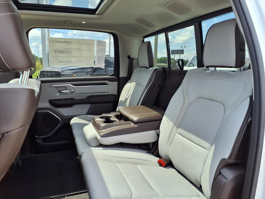 new 2025 Ram 1500 car