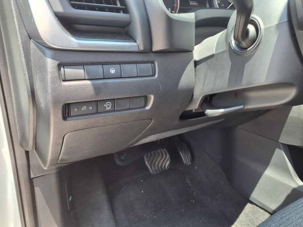 used 2023 Nissan Rogue car