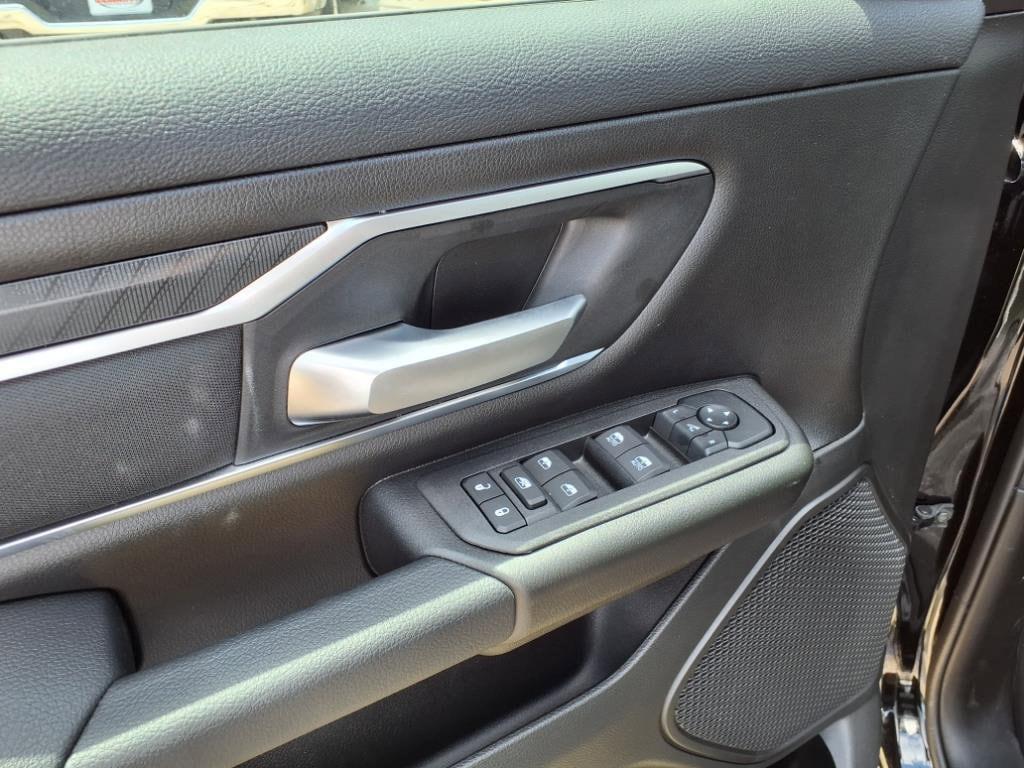 new 2025 Ram 1500 car