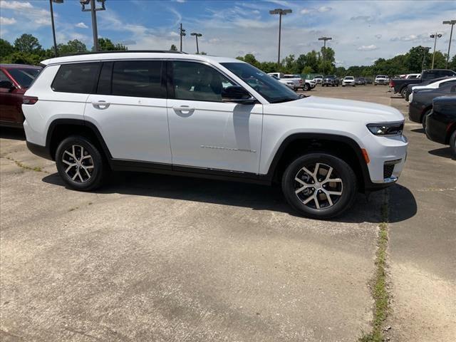 new 2024 Jeep Grand Cherokee L car