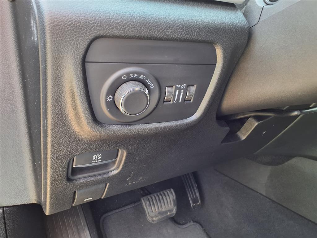 used 2024 Jeep Grand Cherokee L car