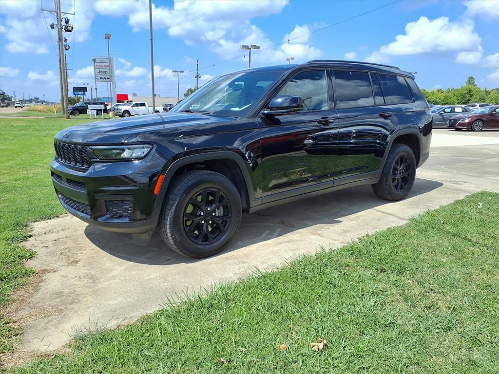 used 2024 Jeep Grand Cherokee L car