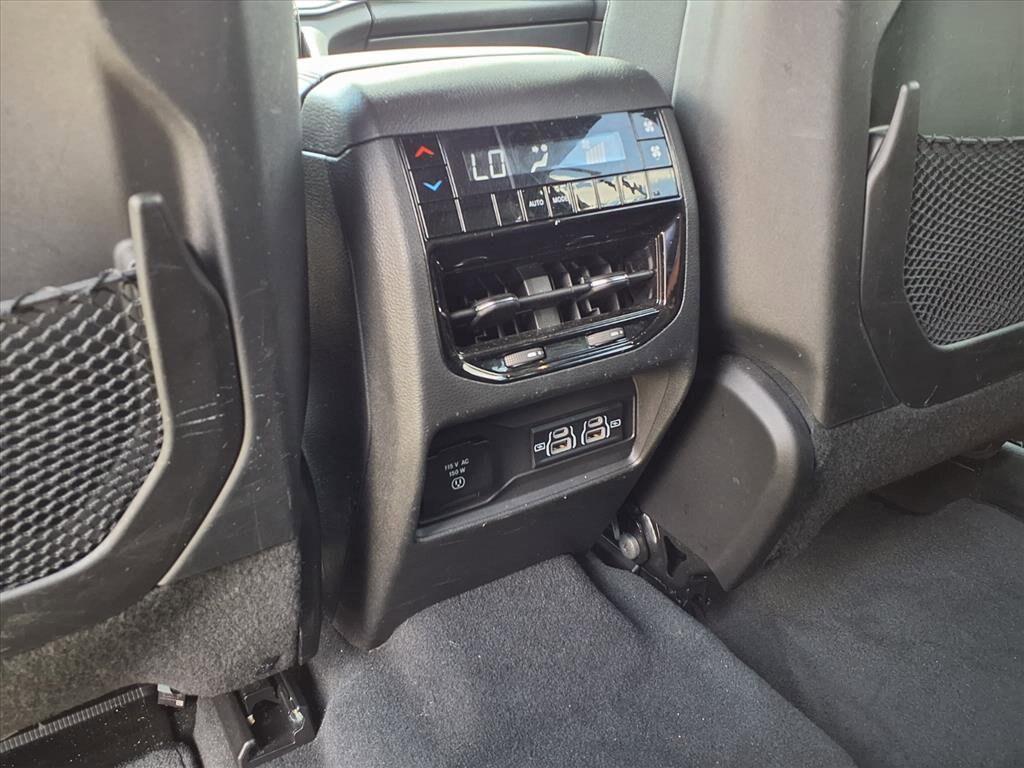 used 2024 Jeep Grand Cherokee L car