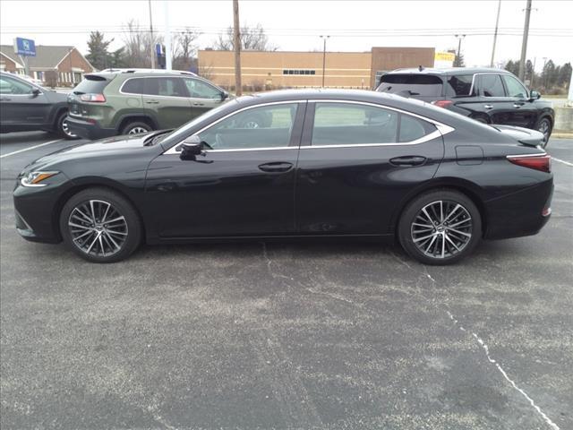 used 2022 Lexus ES 350 car, priced at $36,820