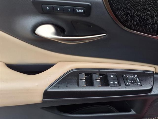 used 2021 Lexus ES 350 car, priced at $38,490