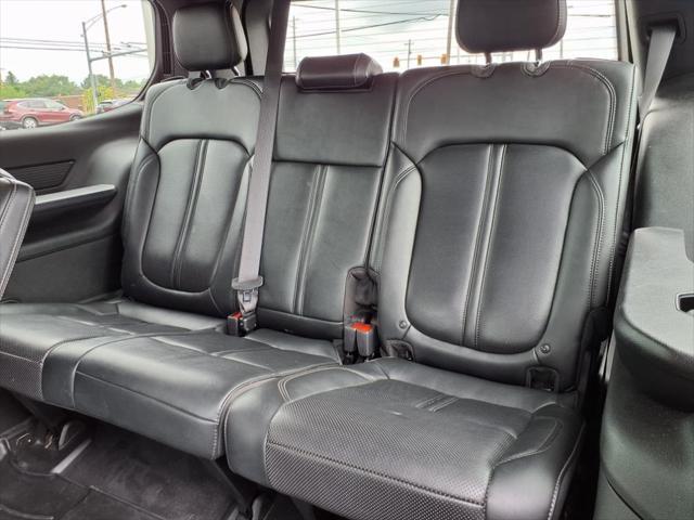 used 2022 Jeep Wagoneer car, priced at $44,018