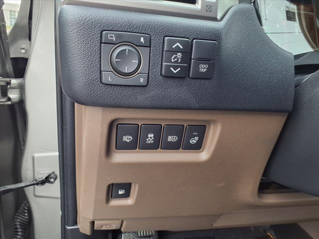 used 2023 Lexus GX 460 car, priced at $57,348