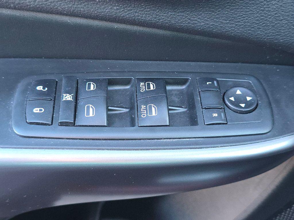 used 2019 Jeep Cherokee car, priced at $16,750