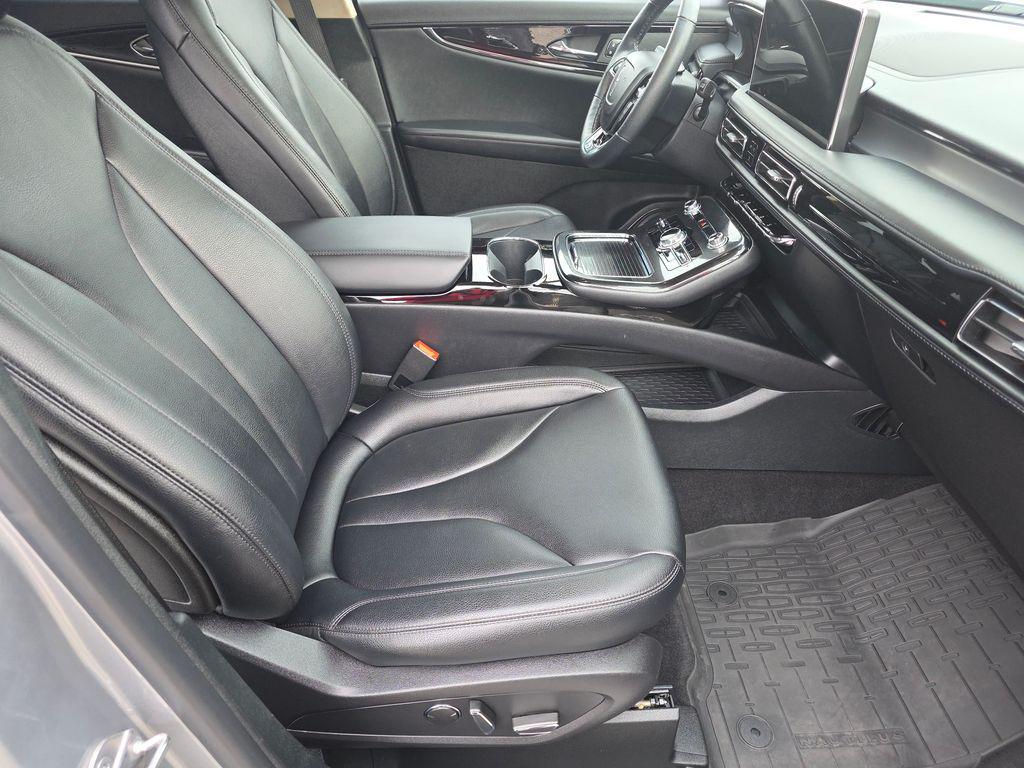 used 2022 Lincoln Nautilus car, priced at $29,500