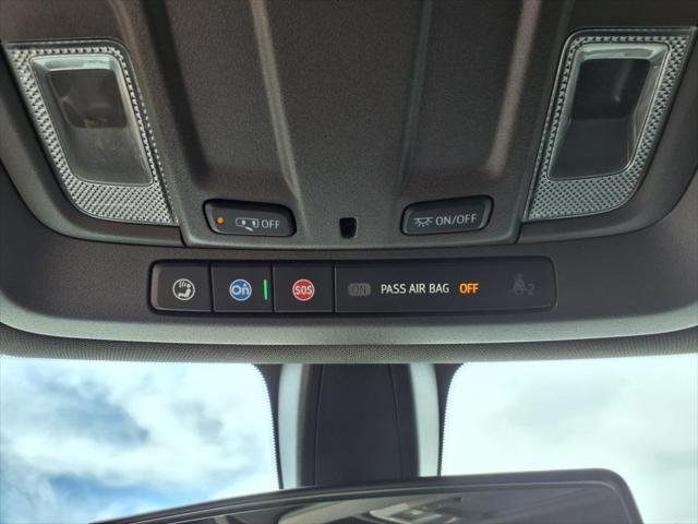 used 2022 Chevrolet Silverado 1500 car, priced at $39,288