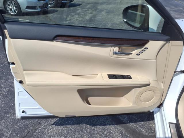 used 2015 Lexus ES 350 car, priced at $22,415