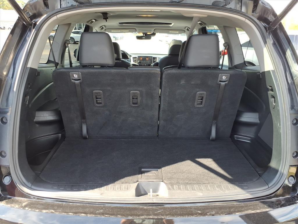 used 2022 Honda Pilot car, priced at $30,900