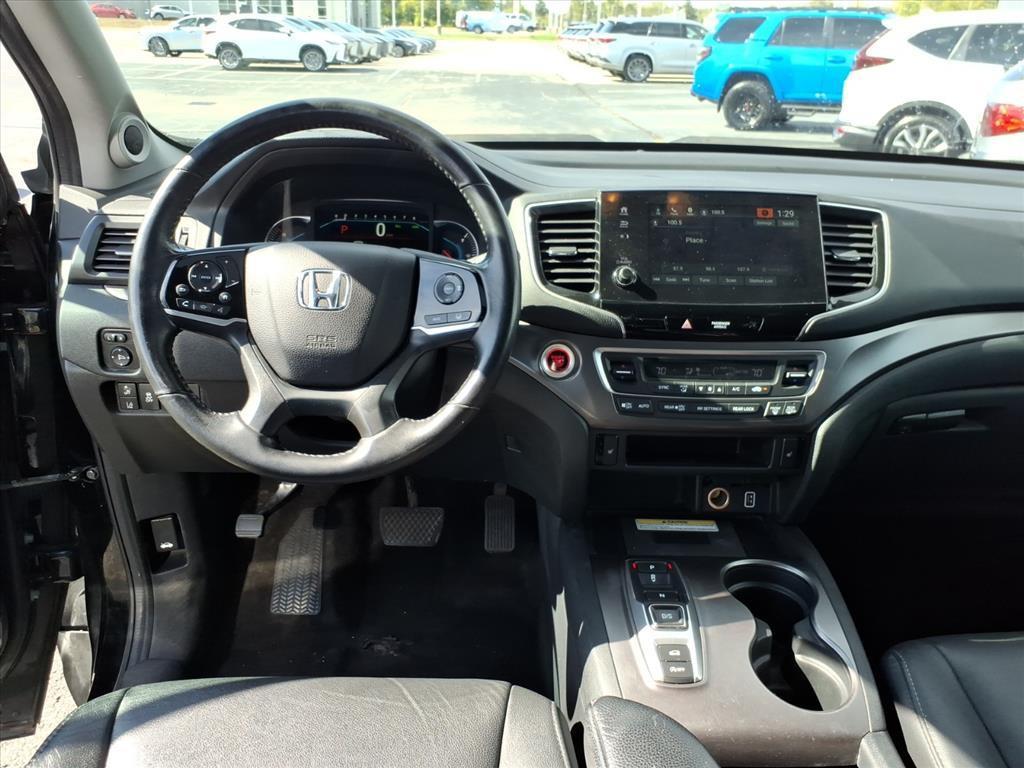 used 2022 Honda Pilot car, priced at $30,900