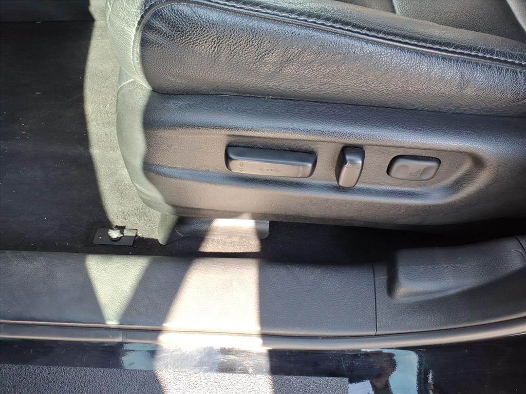 used 2022 Honda Pilot car, priced at $30,900