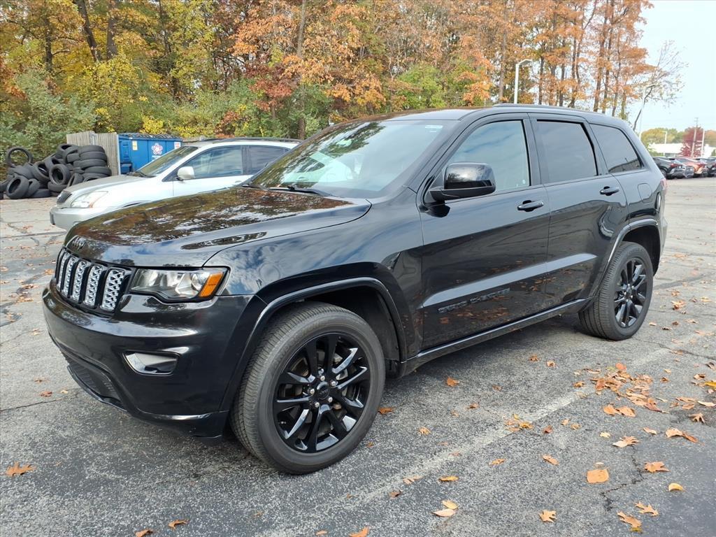 used 2018 Jeep Grand Cherokee car, priced at $17,500