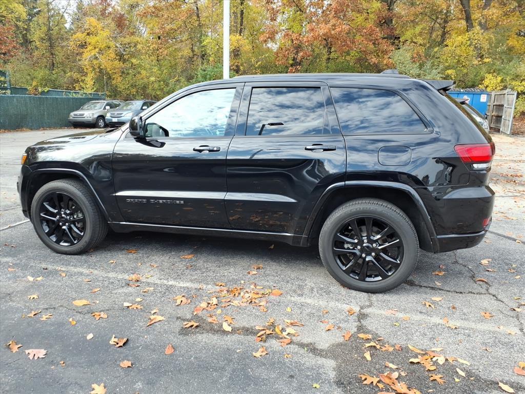 used 2018 Jeep Grand Cherokee car, priced at $17,500